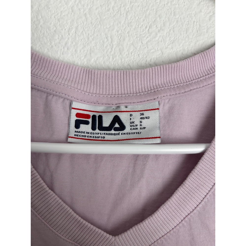 Fila Womens V-Neck Short‎ Sleeve T-Shirt Lavender Purple Logo Tee Size Small - Picture 2 of 4